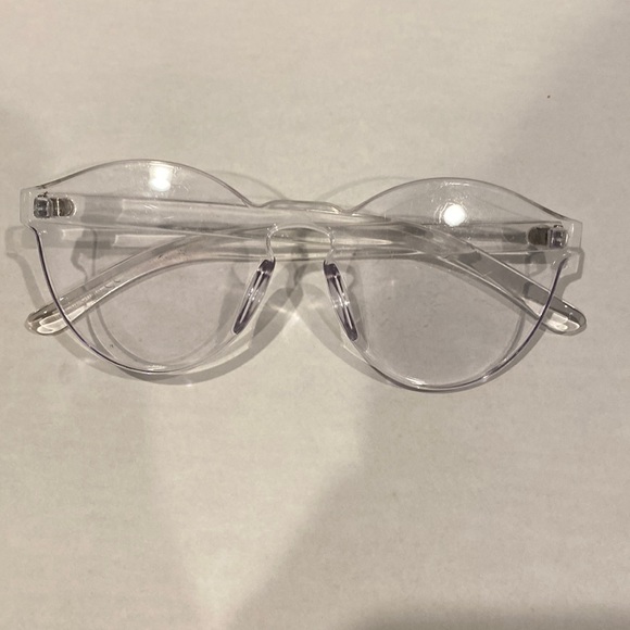 Set of sunglasses - Picture 2 of 6